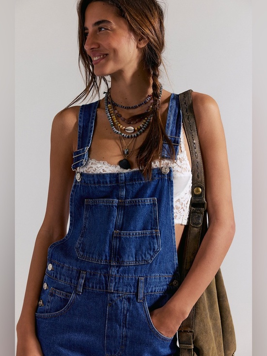Free People NWT We The Free Ziggy Denim Overalls Size M Short Version - Picture 3 of 15